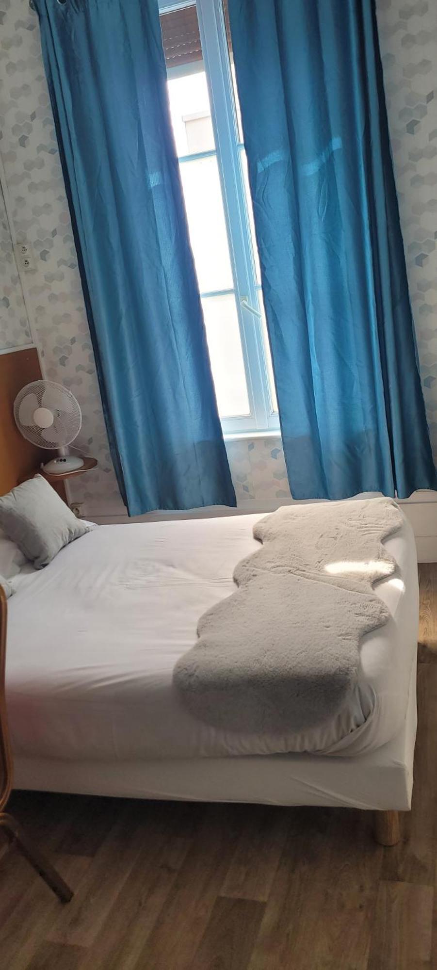 Hotel Central Anzac Амиен Екстериор снимка
