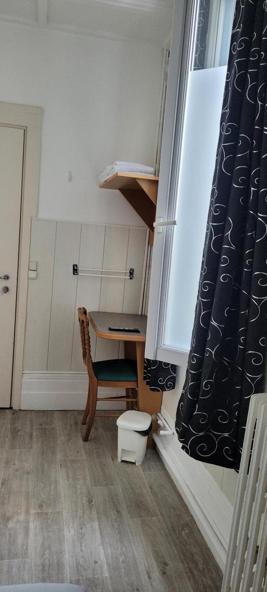 Hotel Central Anzac Амиен Стая снимка