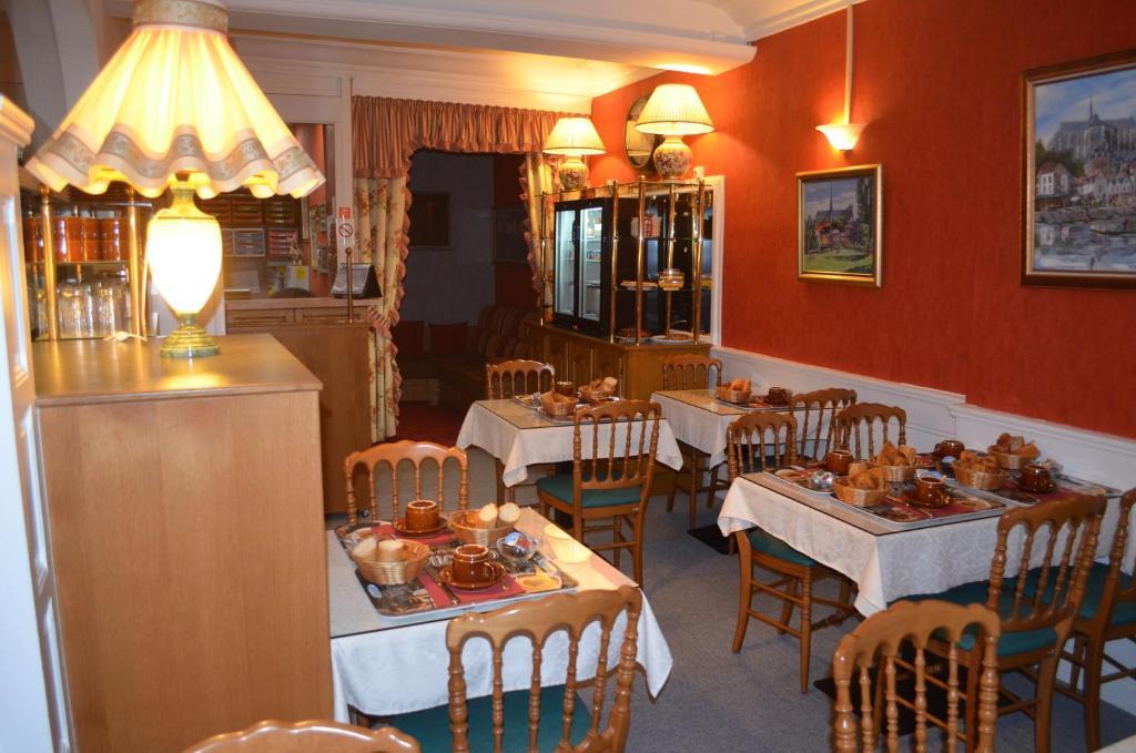Hotel Central Anzac Амиен Екстериор снимка